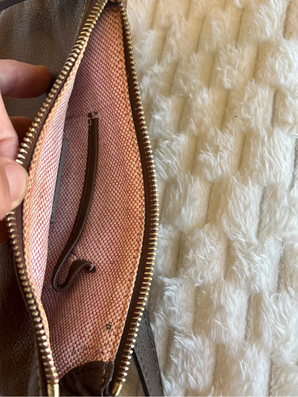Dooney and Burke brown pebbled Crossbody with gold hardware adjustable strap